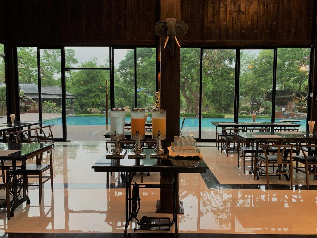 Phumontra Resort Накхоннайок Экстерьер фото