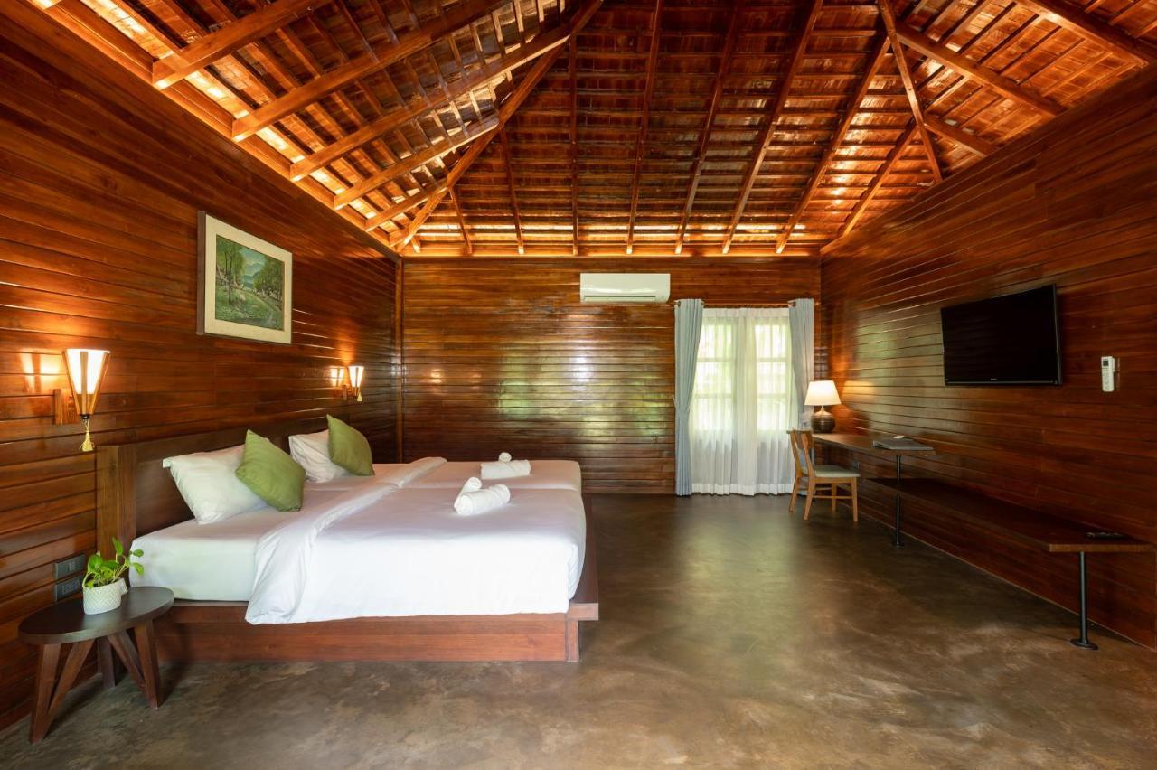 Phumontra Resort Накхоннайок Экстерьер фото