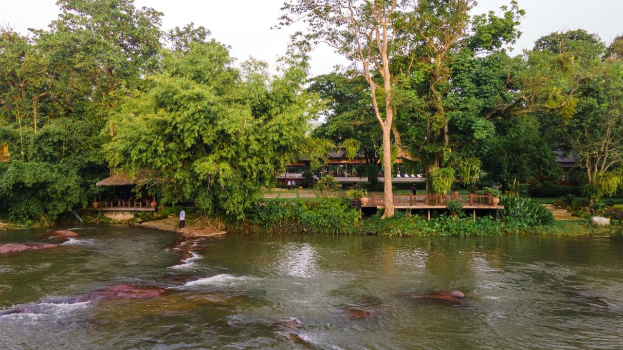 Phumontra Resort Накхоннайок Экстерьер фото